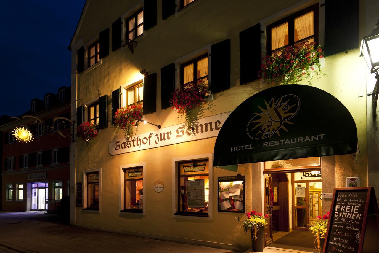 Hotel-Gasthof Zur Sonne Папенхайм Екстериор снимка