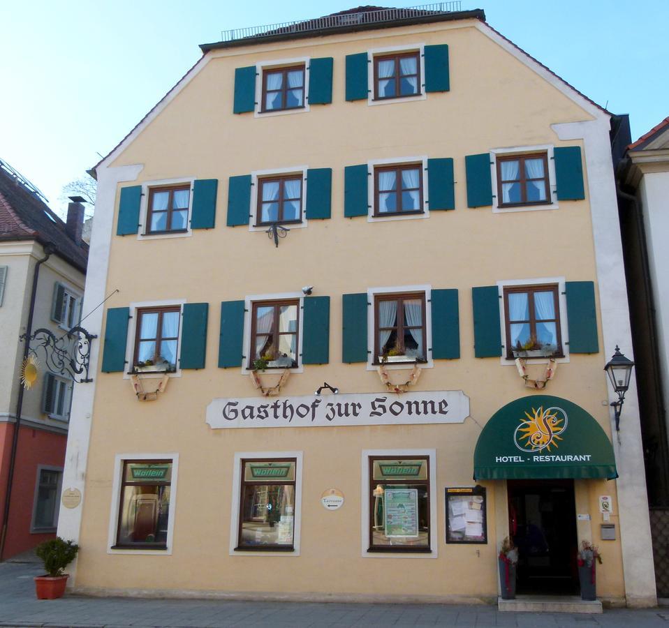 Hotel-Gasthof Zur Sonne Папенхайм Екстериор снимка